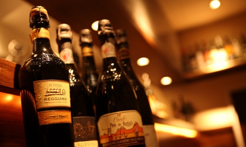 ランブルスコ11種類愉しめます|魚河岸バル 築地TAMATOMI